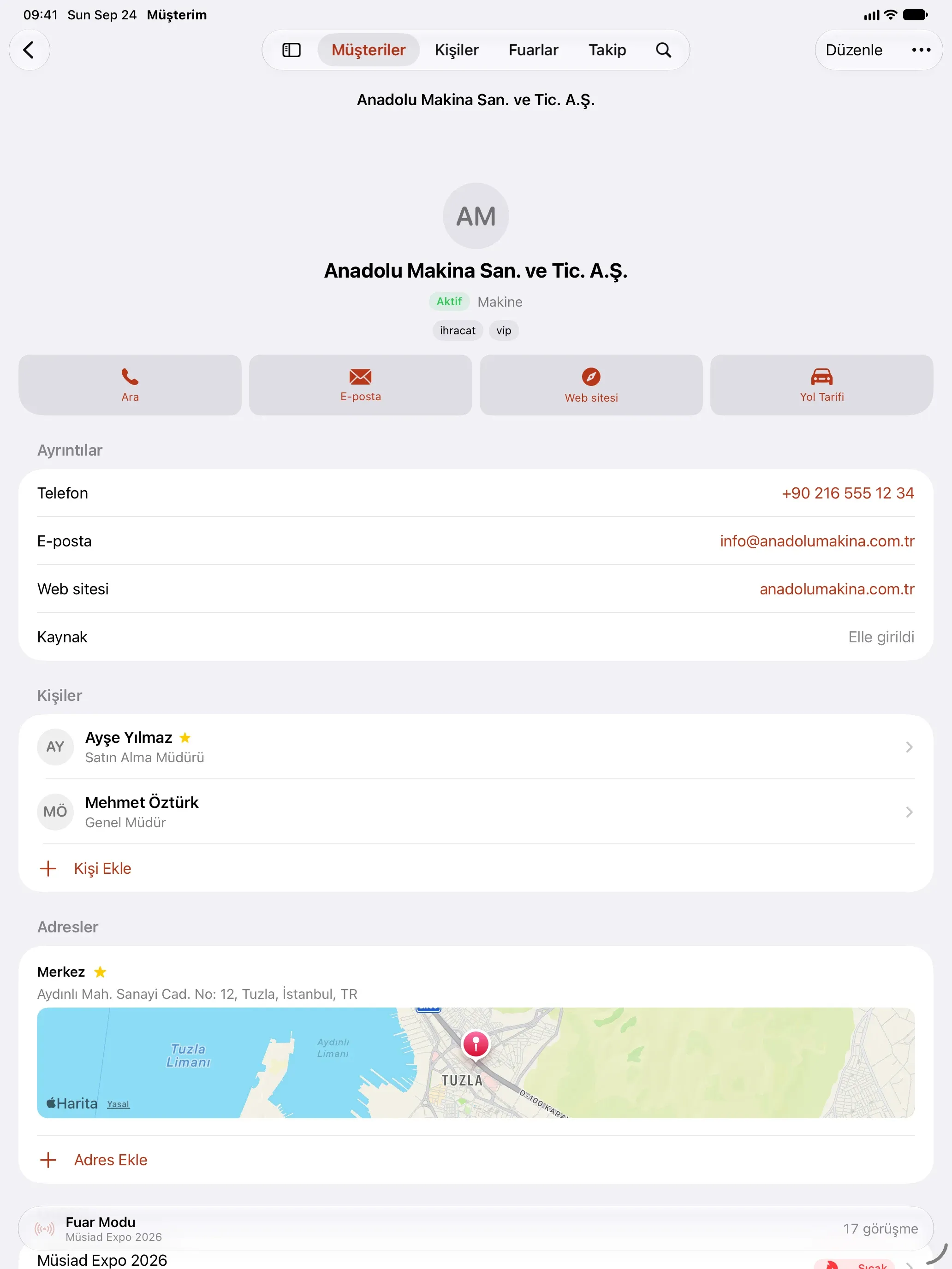 iPad’de müşteri ayrıntısı: Anadolu Makina San. ve Tic. A.Ş.; iletişim bilgileri, kişiler ve adres haritası